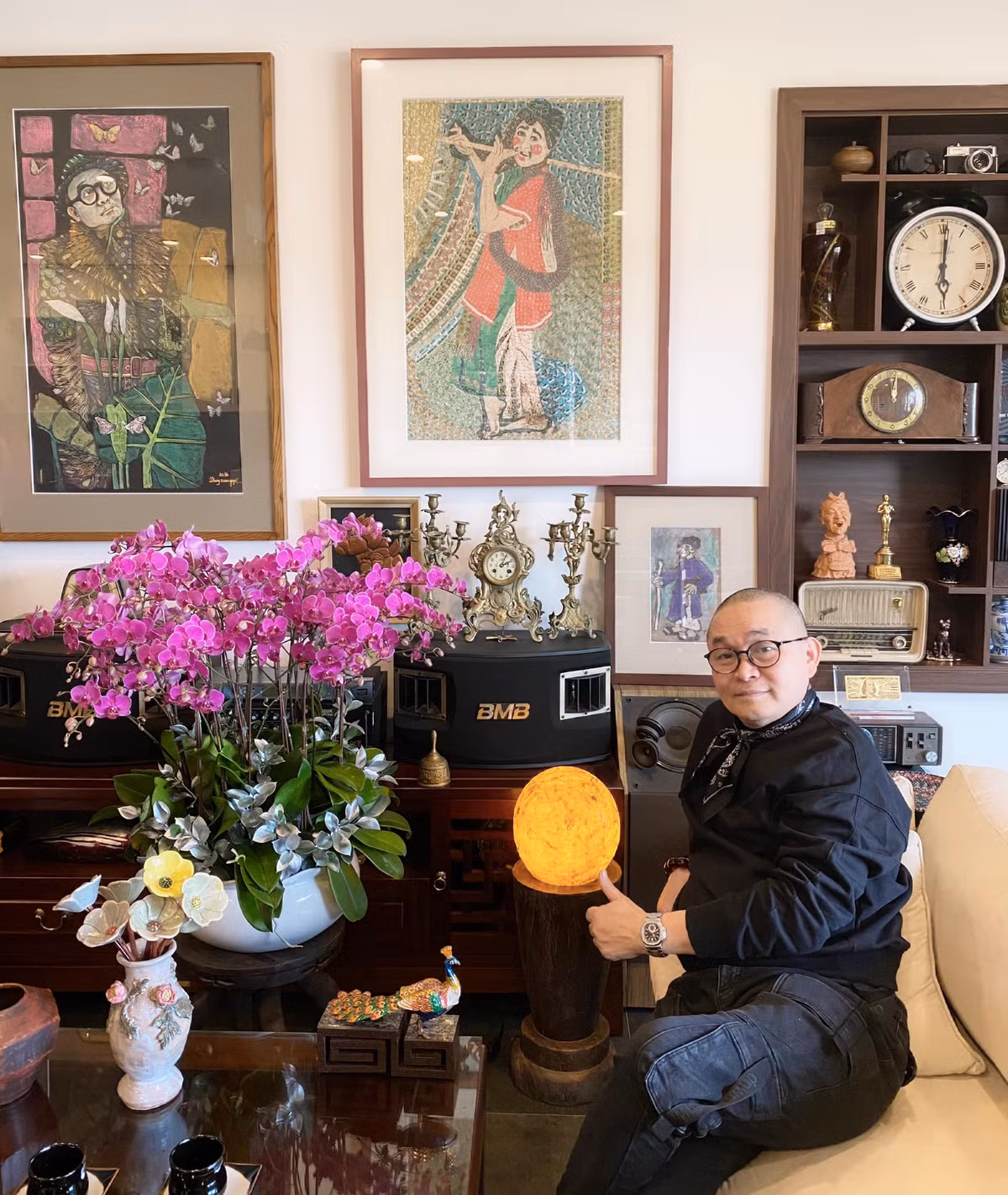 Với nam danh hài, căn nhà là tổ ấm, là nơi các thành viên trong gia đình trở về sau những giờ làm việc căng thẳng, mệt mỏi.