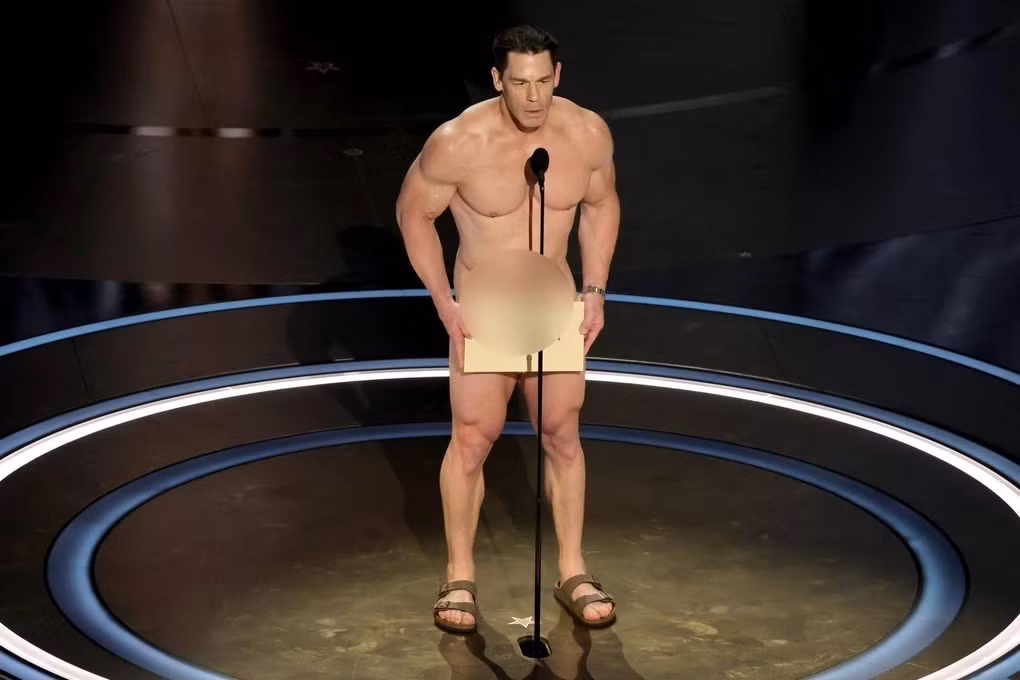 Mới đây, tài tử John Cena trở thành tâm điểm chú ý của dư luận khi xuất hiện khỏa thân trong lễ trao giải Oscar 2024. Ảnh: Page Six