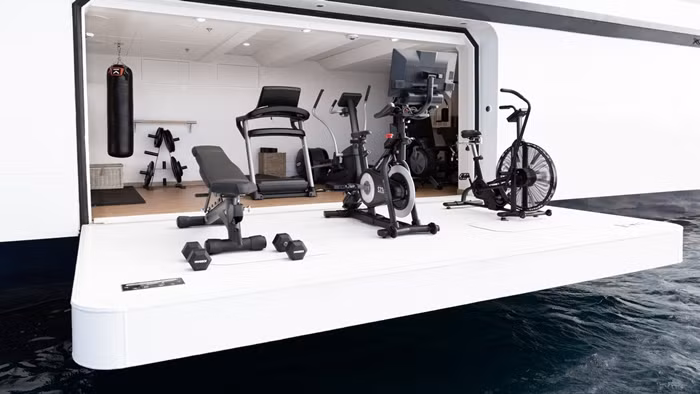 Phòng tập gym được trang bị đầy đủ trang thiết bị hiện đại. Nguồn ảnh: Autoevolution