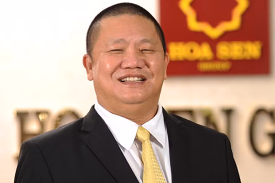 Hé lộ ái nữ ông Lê Phước Vũ muốn trao cơ đồ nghìn tỷ - Hình 2 He lo ai nu ong Le Phuoc Vu muon trao co do nghin ty-Hinh-2