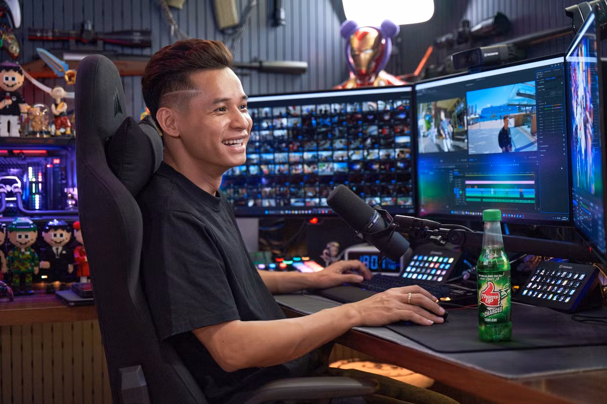  Kênh YouTube của Độ Mixi có hơn 7,2 triệu người theo dõi, 5,2 triệu người theo dõi trên Facebook cá nhân, 5,3 triệu followé trên TikTok... Ảnh: FB MixiGaming
