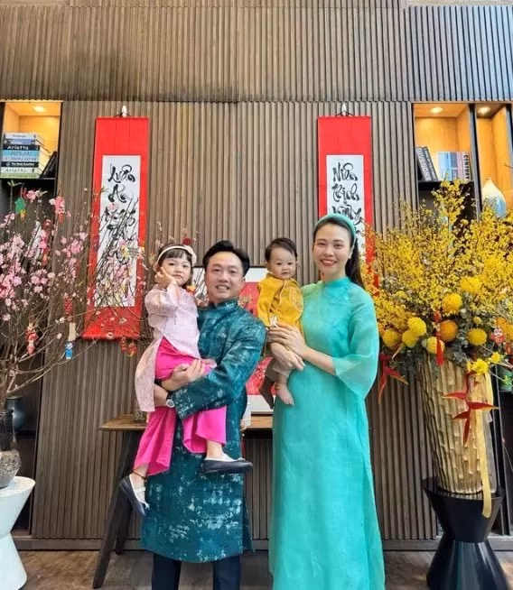 Từ sau khi kết hôn, Cường Đô La - Đàm Thu Trang sống trong căn biệt thự siêu rộng ở quận 7 (TP HCM) được hoàn thiện vào năm 2019.