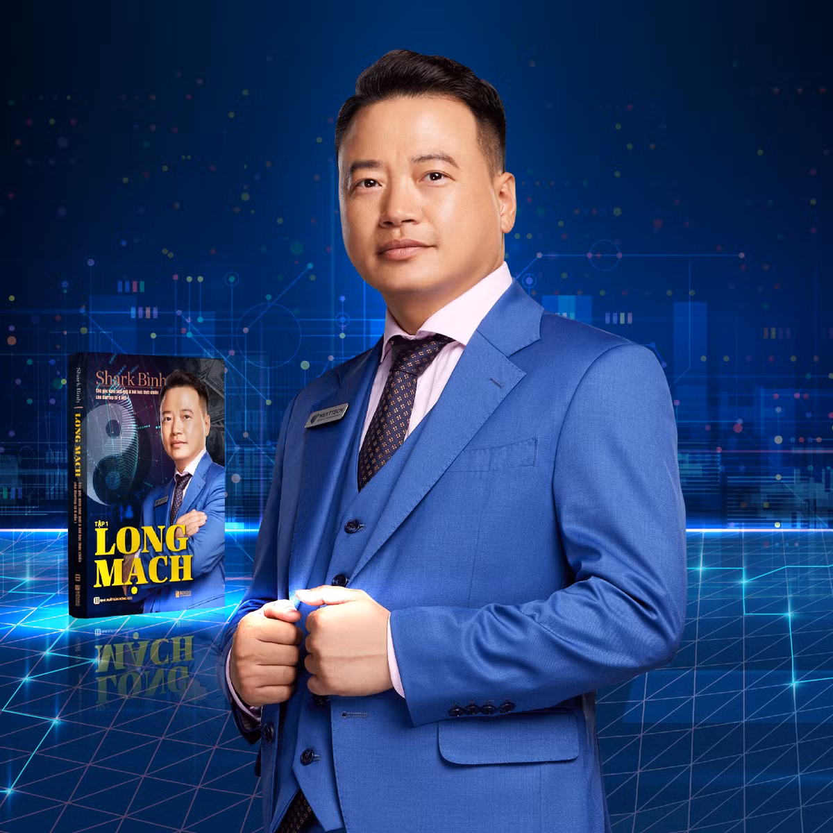 Ông đảm nhận nhiều vị trí, từ Chủ tịch HĐQT kiêm Tổng Giám đốc, kiêm nhân viên, kiêm tất cả mọi thứ.