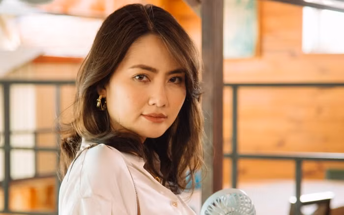 Vừa qua, diễn viên Ngọc Lan bất ngờ thông báo tạm dừng sự nghiệp đóng phim truyền hình và tập trung cho việc chăm sóc con. Ảnh: Người lao động