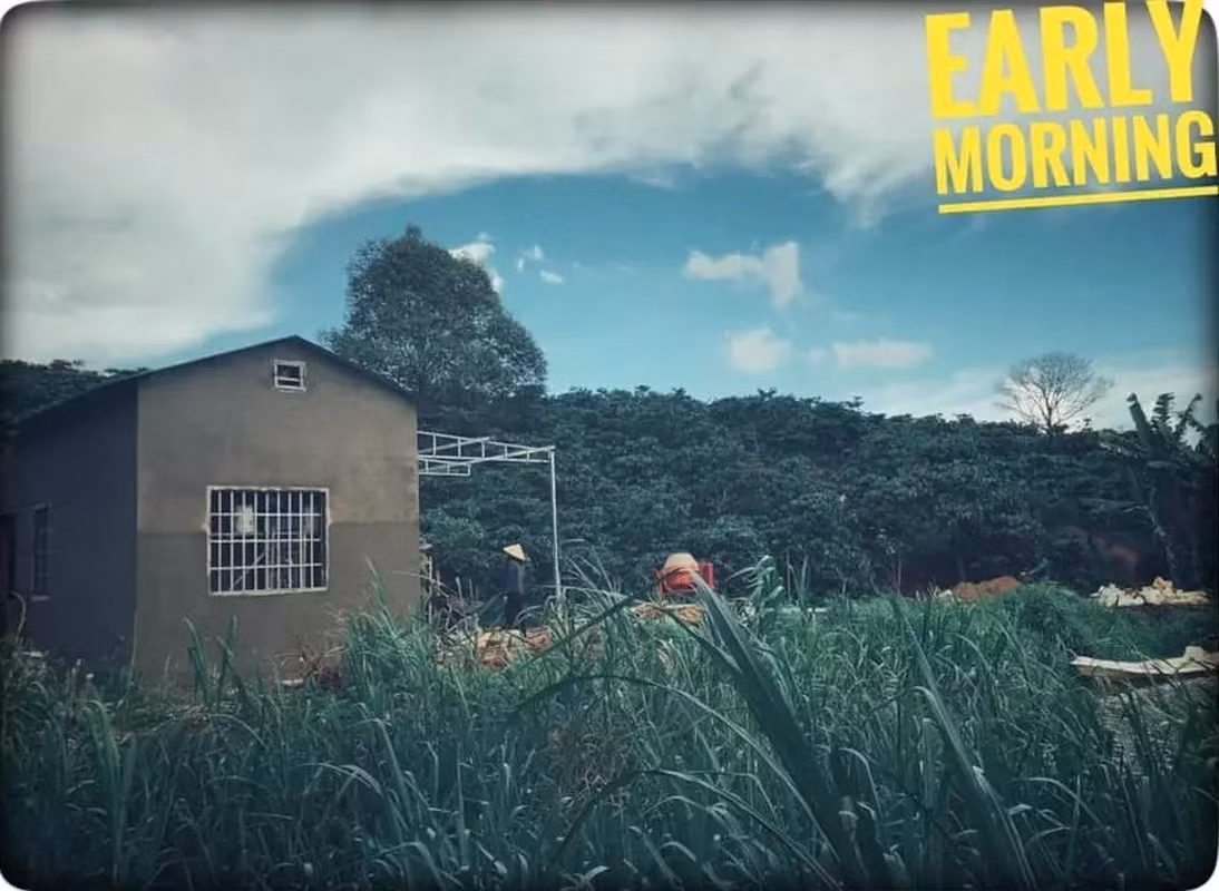 Ngôi nhà thơ mộng này là nơi rapper Tiến Đạt nuôi dưỡng niềm đam mê với cà phê. Ảnh: FBNV