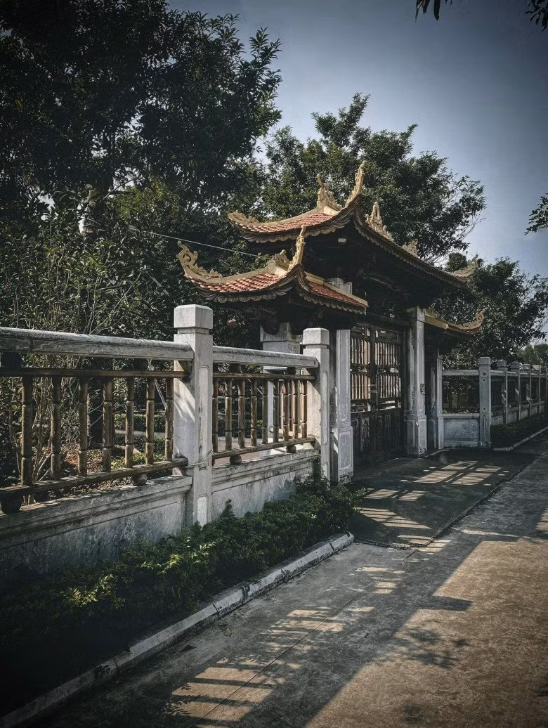 Ngôi nhà của gia đình anh Trần Văn Hải nổi bật với lối kiến trúc nhà vườn truyền thống miền Bắc. Ảnh: Thethaovanhoa