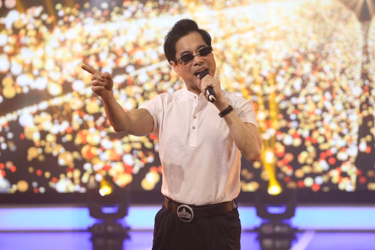 Chưa hết, năm 2013, Ngọc Sơn từng tiết lộ mình đã mua bảo hiểm trinh tiết đời trai 1 triệu USD. Việc bỏ số tiền lớn để mua bảo hiểm trinh tiết này rất quan trọng với anh vì nó thể hiện quan điểm chỉ "trao" cho người xứng đáng nhất và duy nhất. Ảnh: Người lao động