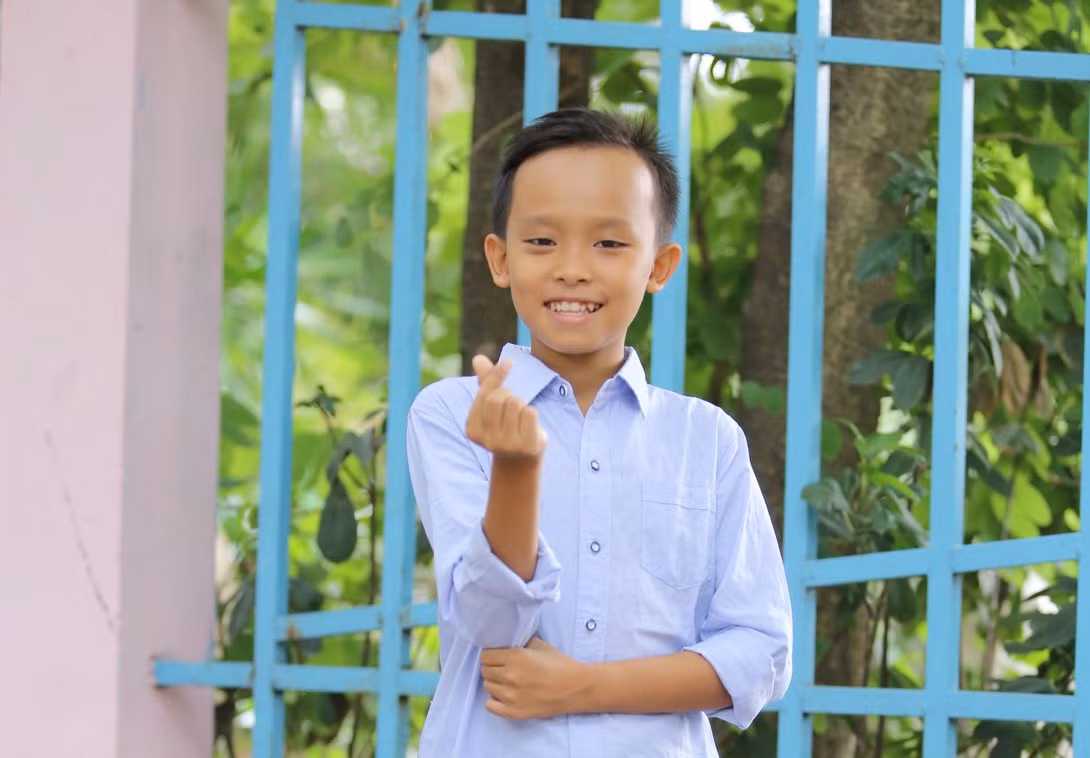 Cậu bé hát dân ca ngọt ngào Hồ Văn Cường (sinh ngày 16/03/2003) tại Tiền Giang. Cường nhút nhát, hay sợ sệt và kiệm lời với những người lần đầu gặp mặt. Em thậm chí không “hé răng” dám nói lời nào nhưng sẽ rất thích đùa giỡn, nghịch ngợm và hoà đồng với những người em hay gặp.