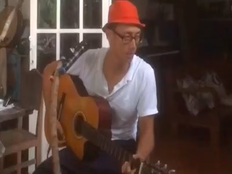 "Nếu mọi người cần, chúng tôi có thể đưa Rocker đi xét nghiệm và lấy kết quả về để chứng minh anh không hề dùng ma túy. Từ trước tới nay Rocker giữ lối sống lành mạnh, luôn nói không với tệ nạn xã hội", quản lý của Rocker Nguyễn cho hay. Ảnh: Znews.