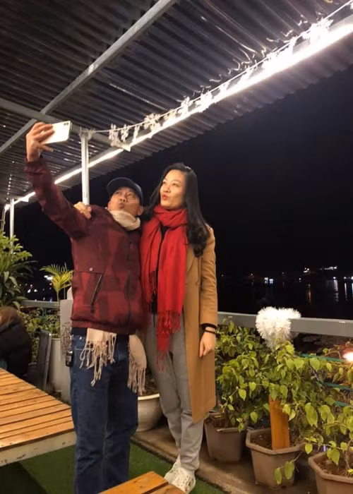 Bình Trọng cho biết, anh luôn trân trọng vợ vì những gì cô hy sinh cho gia đình.