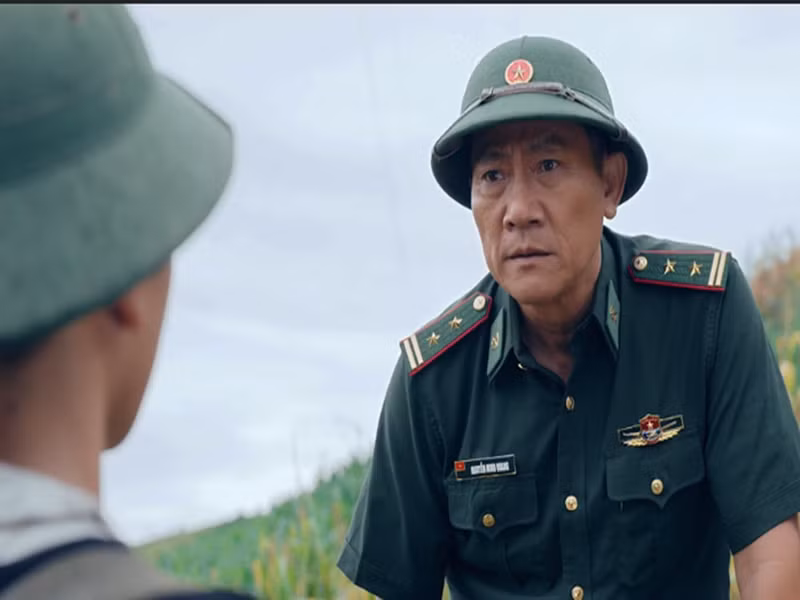 Cuộc chiến không giới tuyến đang lọt top 5 đề cử Phim truyền hình ấn tượng ở VTV Awards 2023. Ảnh: Người Lao Động.