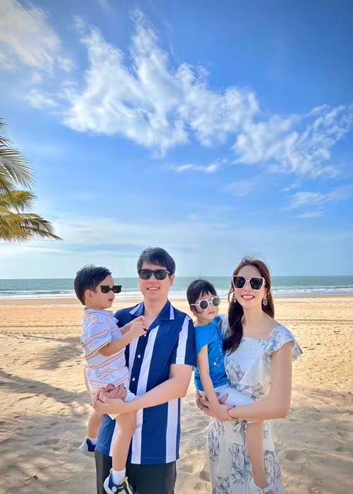 Thu Thảo và Trung Tín thường xuyên đưa các con đi du lịch vào các dịp lễ Tết.