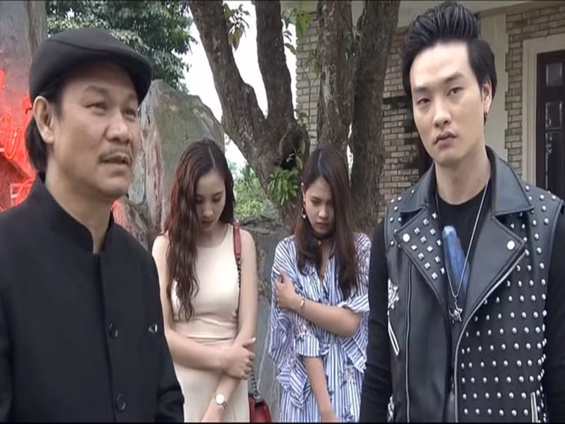 Trọng Lân là gương mặt khá quen thuộc với khán giả truyền hình. Anh từng đóng: Người phán xử, Quỳnh búp bê, Cô gái nhà người ta, Tình yêu và tham vọng. Đa phần các vai diễn của Trọng Lân là công tử ăn chơi. Ảnh: An Ninh Thủ Đô.