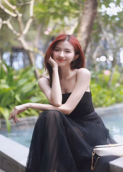 Theo Ngọc Huyền, việc so sánh hai vai diễn Vân Vân của Thương ngày nắng về và Diệu Thảo trong Món quà của cha là điều hết sức bình thường.