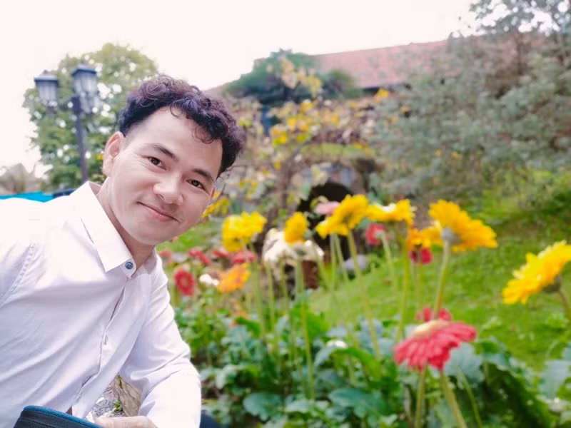 Xuân Bắc sở hữu một căn biệt thự nhà vườn đẹp như resort ở ngoại thành Hà Nội. Ảnh: Vietnamnet.