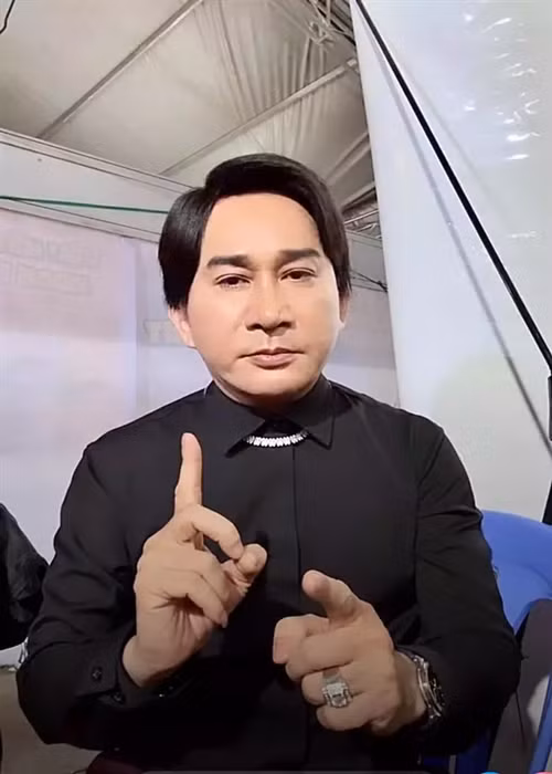Kim Tử Long và loạt sao Việt gặp sự cố khi diễn hội chợ Kim Tu Long va loat sao Viet gap su co khi dien hoi cho