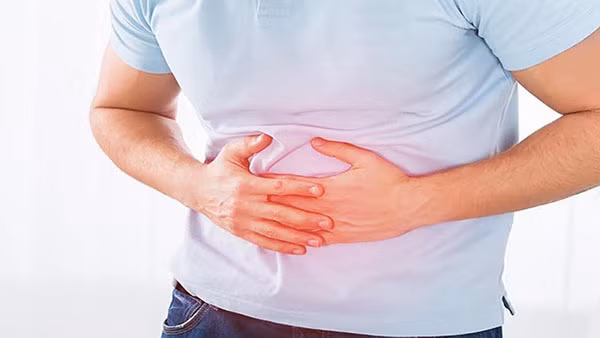 Sữa chua có thể cải thiện các bệnh tiêu hóa. Sữa chua rất có hiệu quả trong việc lập lại cân bằng hệ vi khuẩn trong ruột. Tuy nhiên, không phải tình trạng nào cũng có thể cải thiện khi dùng sữa chua.