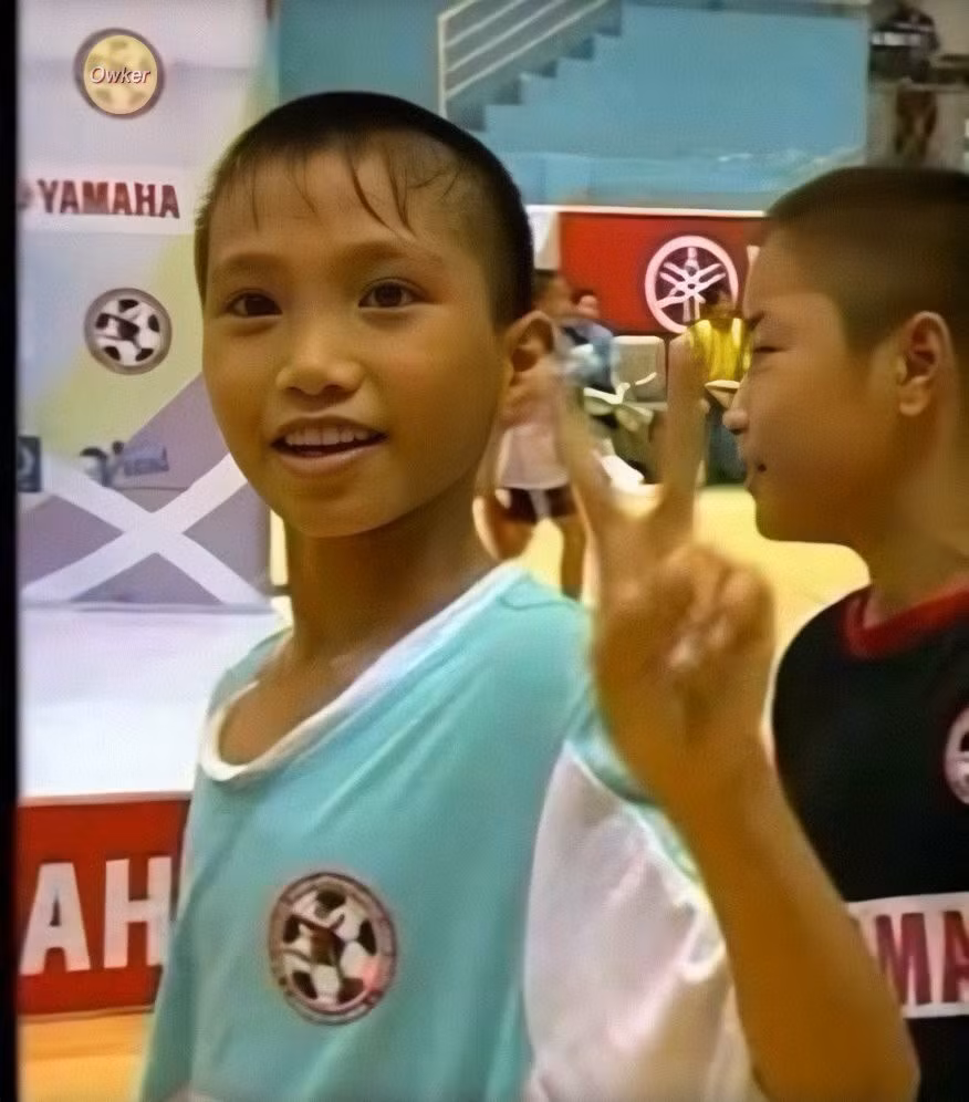 Loat anh 'khi xua ta be' cua dan cau thu Viet Nam-Hinh-5