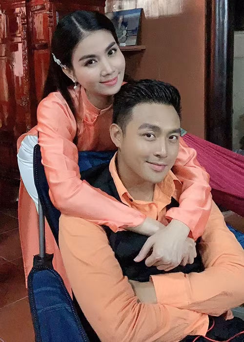 Vợ chồng sao Việt Kha Ly - Thanh Duy đóng chung phim.
