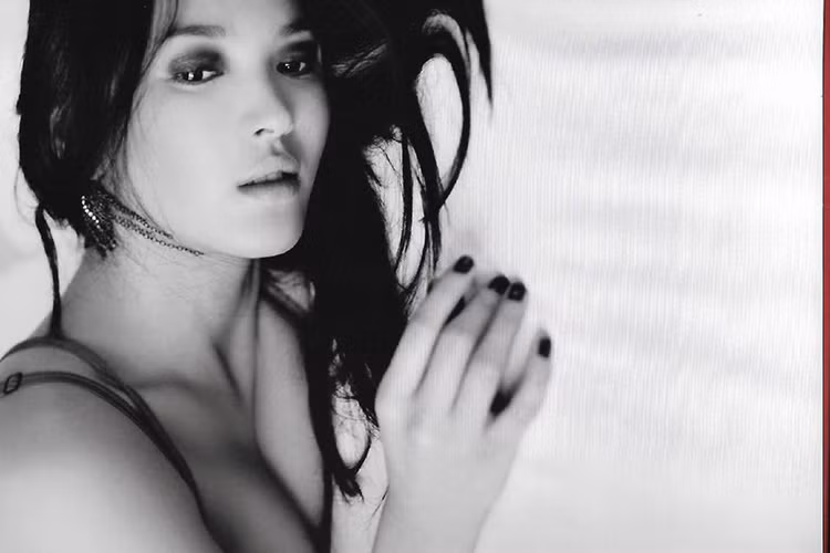 Hôn nhân của Song Hye Kyo tan vỡ khi cô mới làm đám cưới được 2 năm.