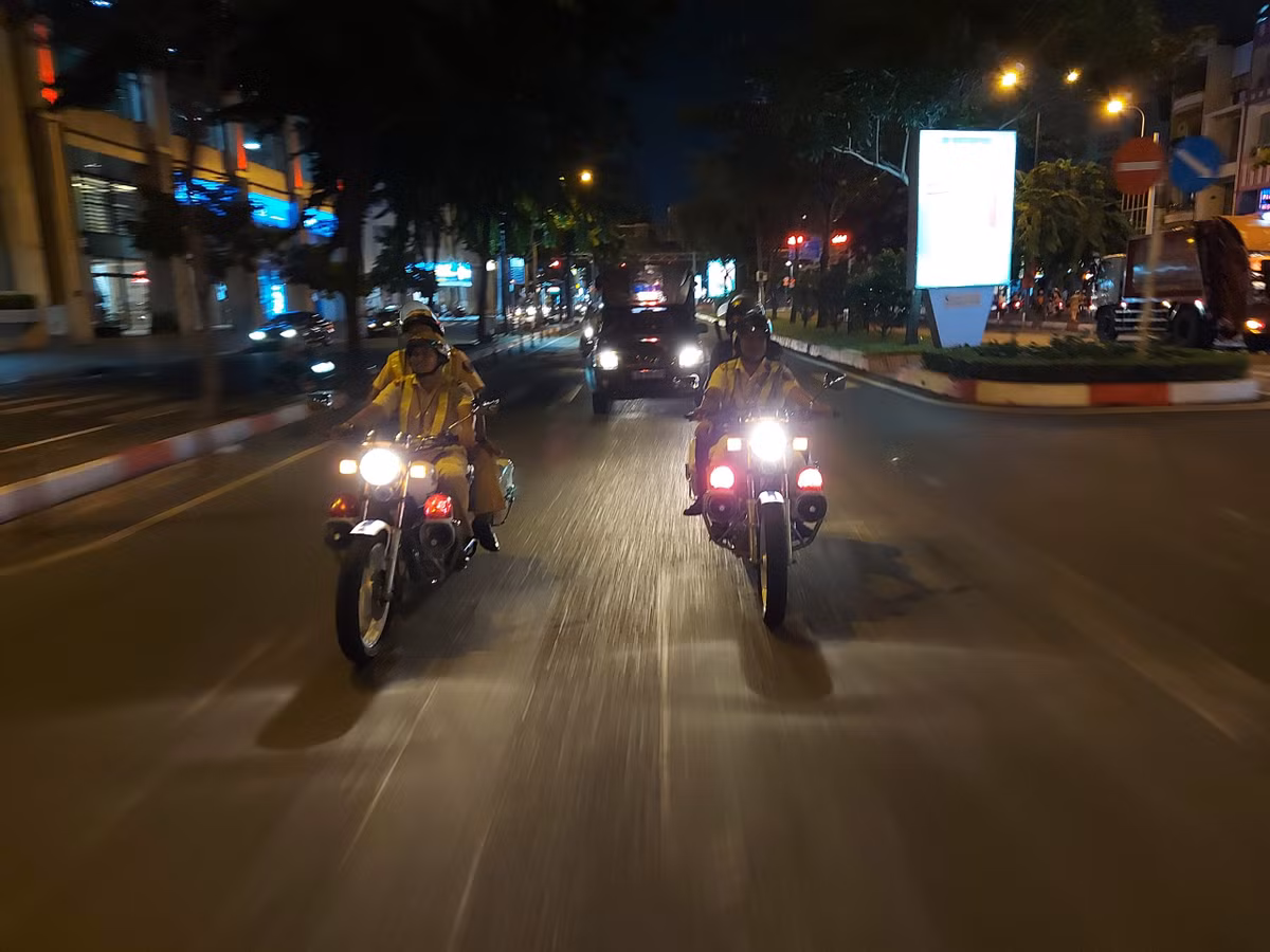 Giám đốc Công an TP HCM phát động lễ xuất quân tấn công tội phạm - Hình 6 Giam doc Cong an TP HCM phat dong le xuat quan tan cong toi pham-Hinh-6