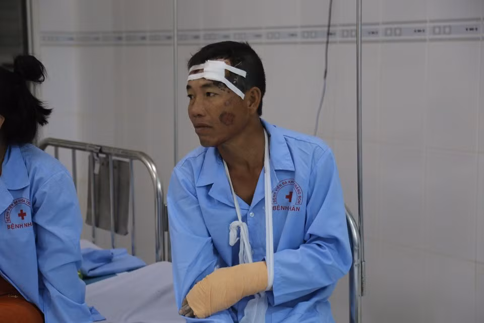 Vu sap tuong khien 10 tu vong: Loi ke cua nguoi thoat chet