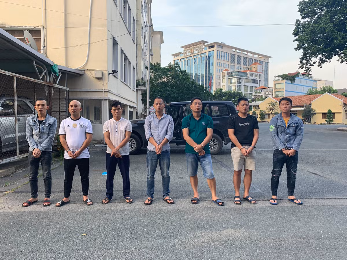 Bắt cóc gia đình doanh nhân cướp 35 tỷ: Dàn dựng kịch bản như phim Hollywood Bat coc gia dinh doanh nhan cuop 35 ty: Dan dung kich ban nhu phim Hollywood