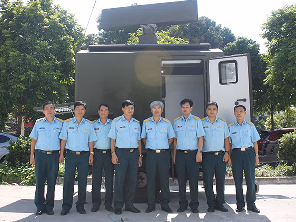 Theo báo Phòng không – Không quân, hôm 25/7, Hội đồng nghiệm thu của Quân chủng do Thiếu tướng Nguyễn Văn Giang - Phó Tham mưu trưởng, Chủ tịch Hội đồng Nghiệm thu Quân chủng PK-KQ chủ trì, đã tiến hành nghiệm thu, đánh giá kết quả các sản phẩm máy hỏi VN1 (MH-VN1) do Viện Kỹ thuật PK-KQ nghiên cứu, thiết kế, chế tạo. Qua kiểm tra thực tế, Hội đồng Nghiệm thu nhất trí đánh giá các sản phẩm máy hỏi VN1 đảm bảo đầy đủ các trang thiết bị, được chế tạo mới bằng các linh kiện có độ tin cậy cao, ứng dụng các công nghệ mới, đáp ứng đầy đủ các chỉ tiêu tham số kỹ, chiến thuật được phê duyệt, đủ điều kiện để lắp đặt, ghép nối sử dụng trên tổ hợp tên lửa phòng không SPYDER.