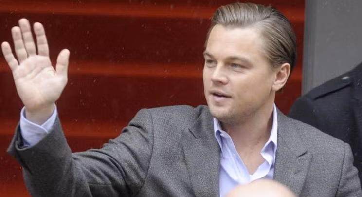 Leonardo DiCaprio cũng là người sở hữu bàn tay chữ M đặc biệt.