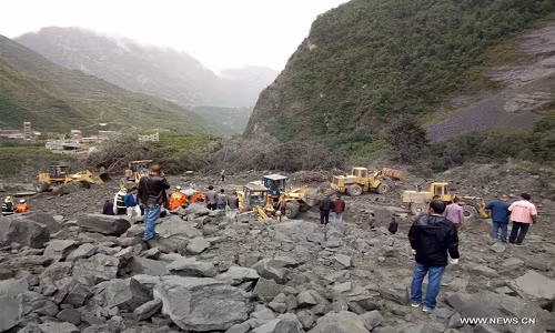 Lở đất kinh hoàng ở Trung Quốc, 100 người bị chôn vùi Lo dat kinh hoang o Trung Quoc, 100 nguoi bi chon vui