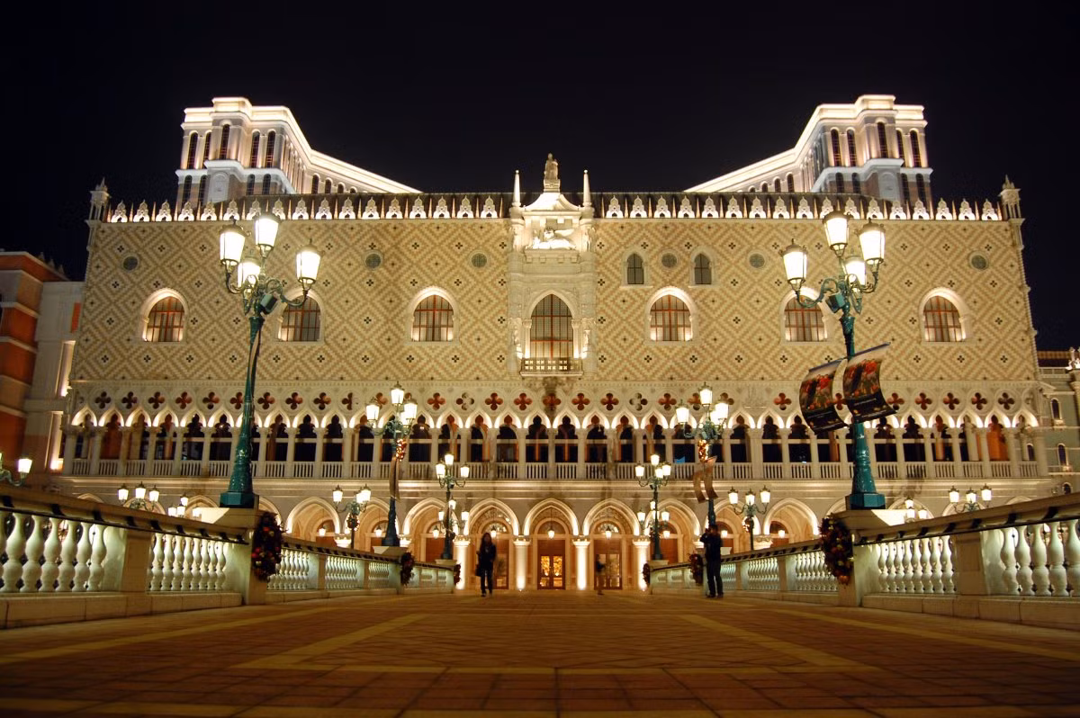 Venetian là một tổ hợp khu nghỉ dưỡng, khách sạn, trung tâm mua sắm và casino ở Macau, Trung Quốc. Ảnh: BI.
