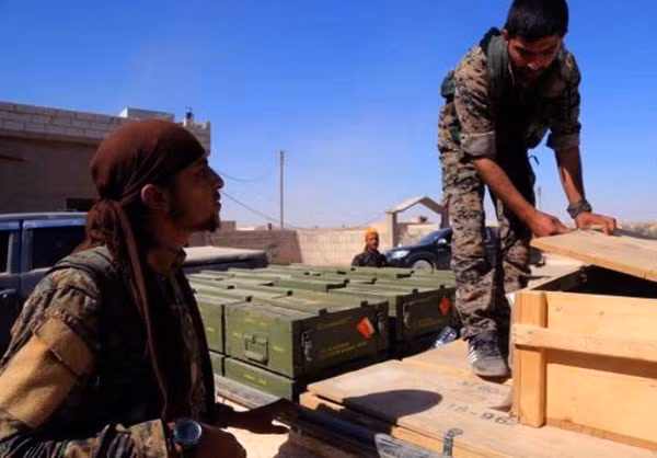 Anh: My “tuon” vu khi cho nguoi Kurd tai Raqqa-Hinh-9