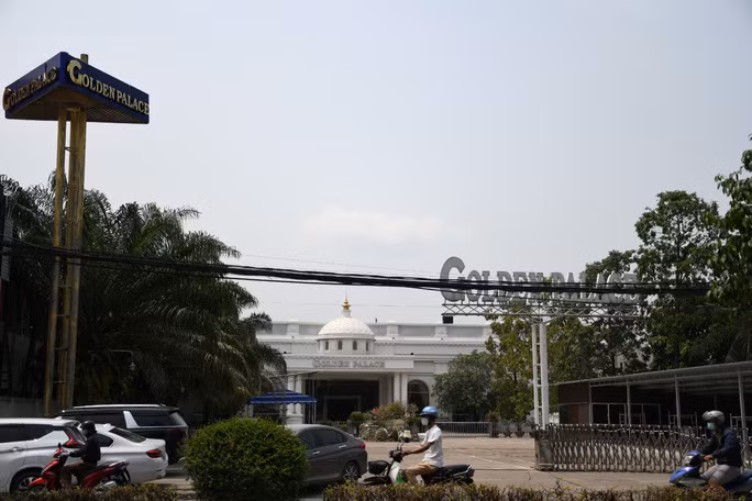 Khu đất Trung tâm tiệc cưới và sự kiện Golden Place phường Tân Tiến cũng bị kiểm tra.