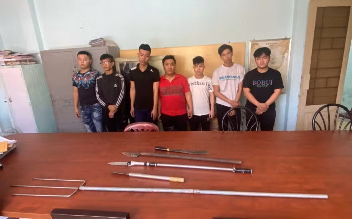 Khi giao lưu bóng đá thành hỗn chiến: Rợn người những màn trả thù Khi giao luu bong da thanh hon chien: Ron nguoi nhung man tra thu
