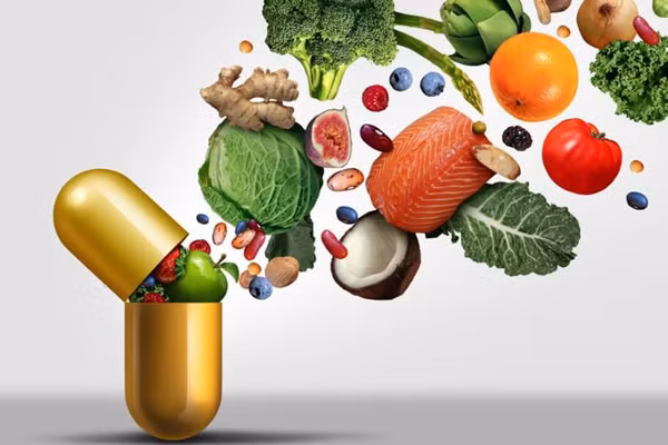 Có thể nói, vitamin cần thiết song không nên bổ sung tùy tiện, phụ thuộc vào tình trạng từng người. Nhận biết cơ thể thiếu hụt vitamin hay không là không đơn giản. Để biết chính xác cơ thể thiếu hụt loại, mức độ vitamin nào chỉ có cách xét nghiệm. Tuy vậy, cơ thể sẽ đưa ra một vài dấu hiệu thiếu vitamin sau. (Ảnh minh họa)