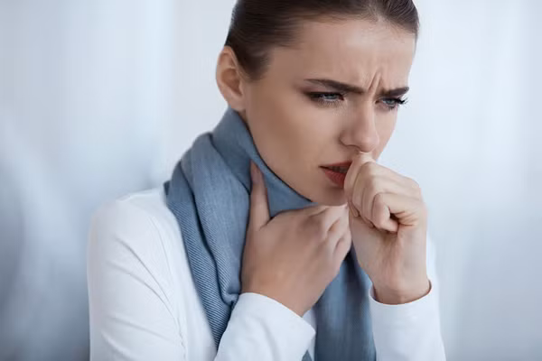 Về trường hợp bệnh trên, bác sĩ cho biết mỗi người nên học cách lắng nghe cơ thể. Khi có biểu hiện bất thường, nên đi khám để được điều trị kịp thời, tránh bỏ qua “giai đoạn vàng”, ảnh hưởng đến hiệu quả can thiệp. (Ảnh minh họa)