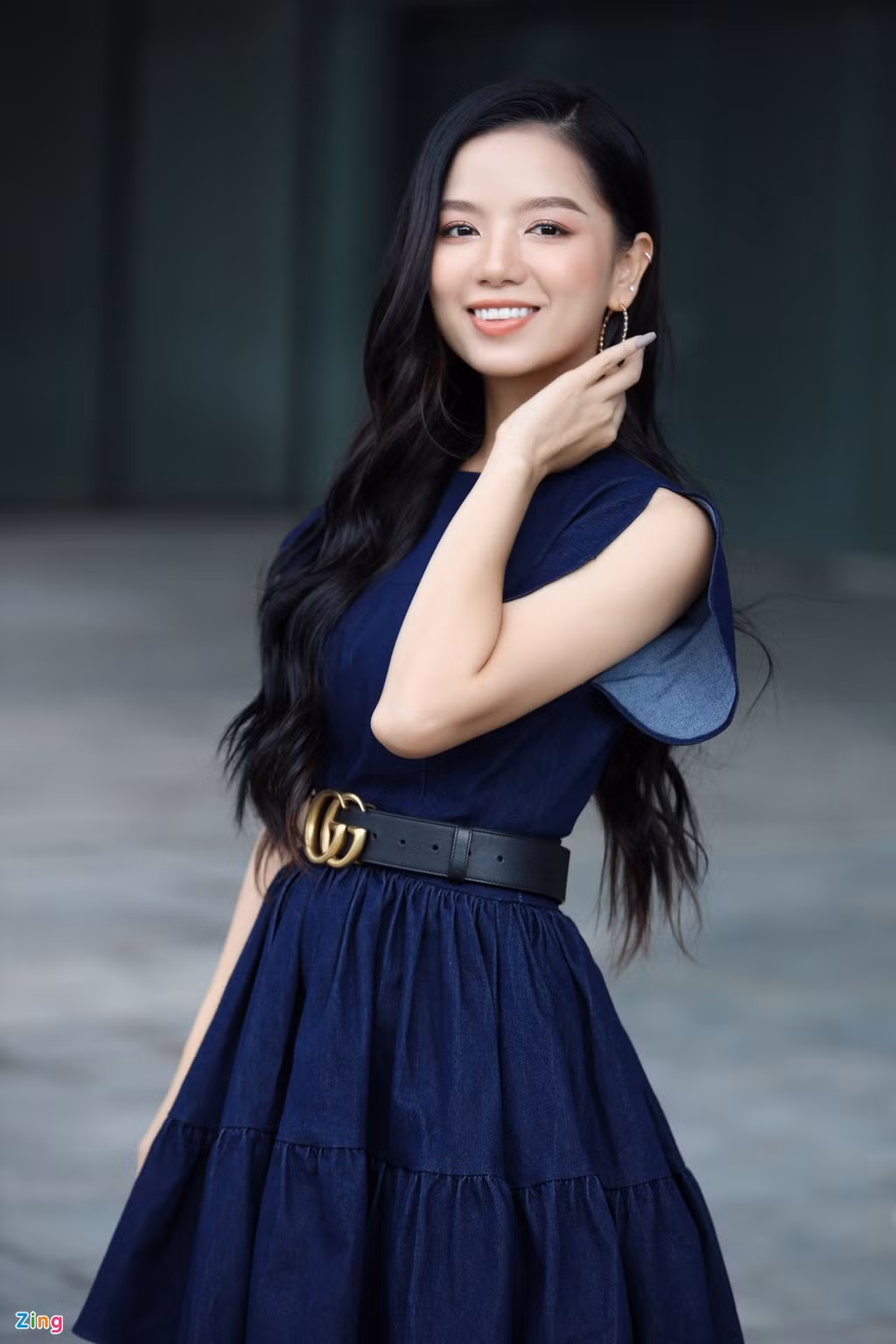 Hạ Anh (sinh năm 1995) là nữ diễn viên thủ vai Thảo - vợ của Lâm (Mạc Văn Khoa đóng) trong phim điện ảnh Lật mặt: 48h của Lý Hải. Trước dự án này, Hạ Anh từng được biết đến với nhiều vai diễn khác như Ngân trong Cả một đời ân oán.