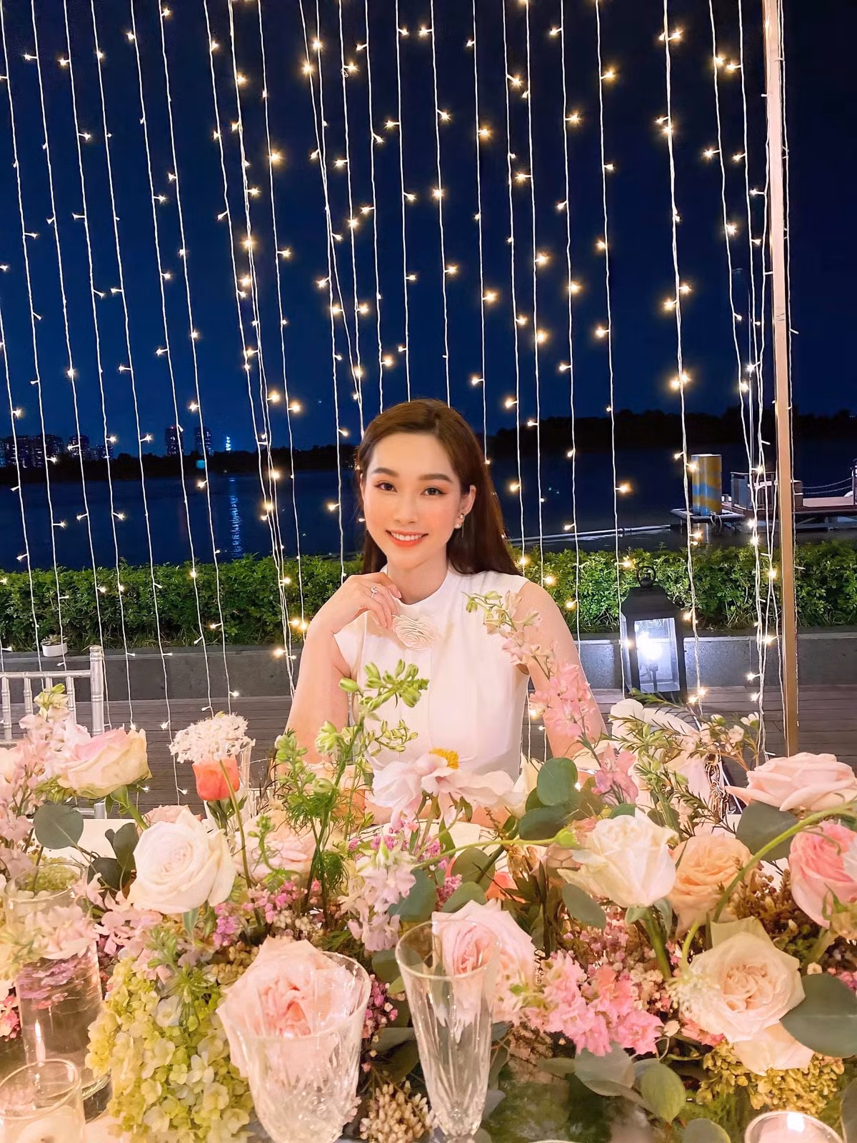 Dù ít xuất hiện trước truyền thông nhưng cuộc sống đời thường của Đặng Thu Thảo nhận được sự quan tâm đặc biệt của công chúng.