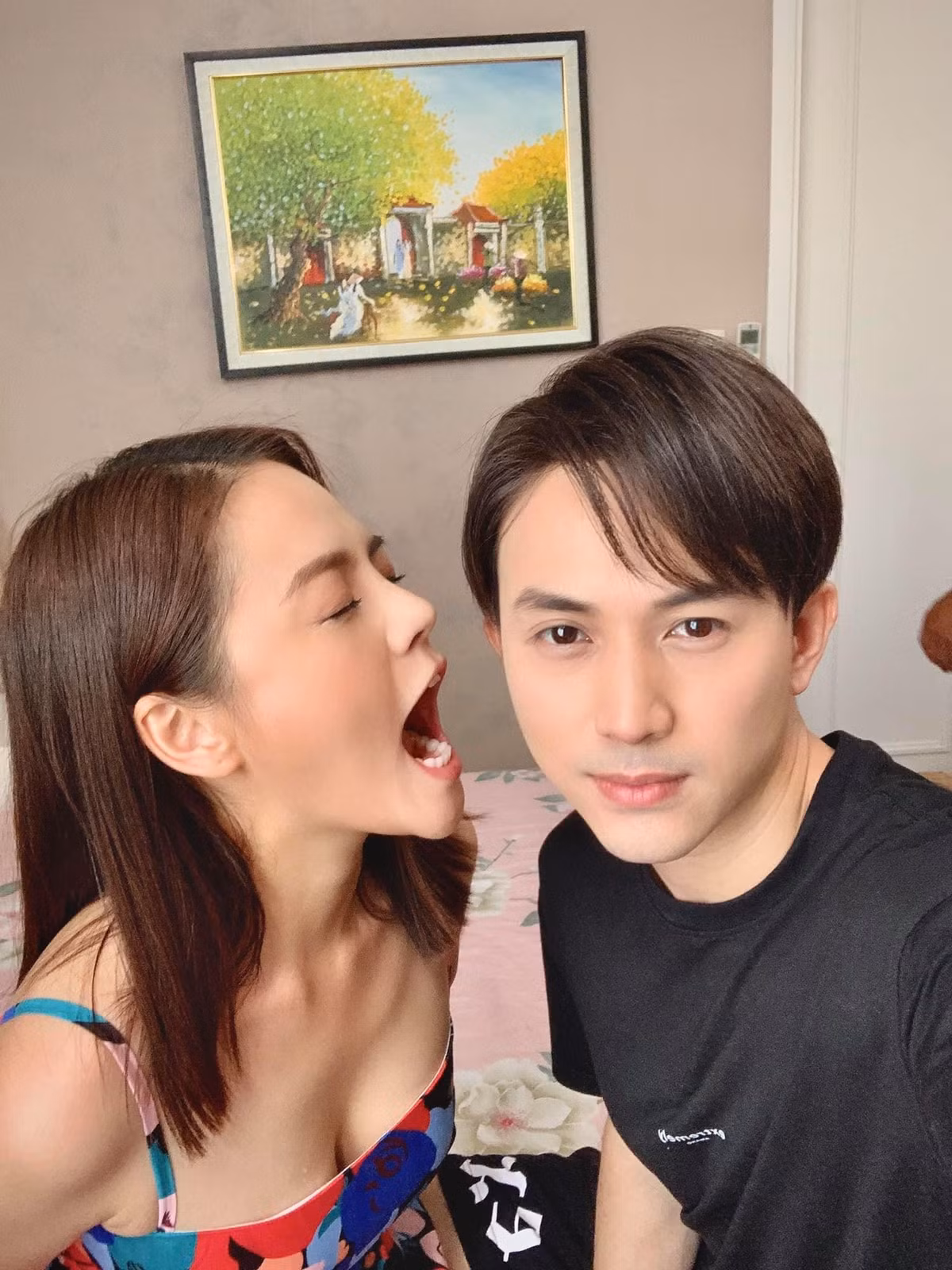 Hậu trường một số cảnh quay được các diễn viên chia sẻ.