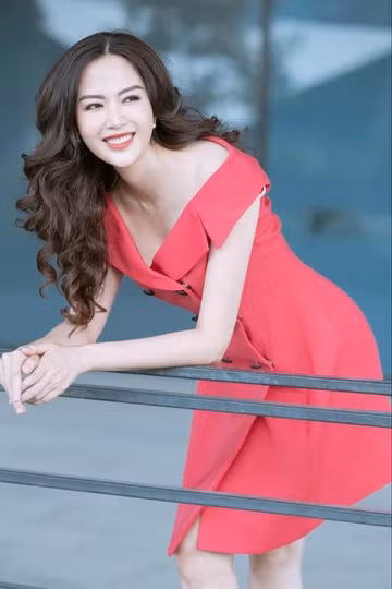 Người thân, bạn bè đau buồn khi hay tin hoa hậu ra đi.