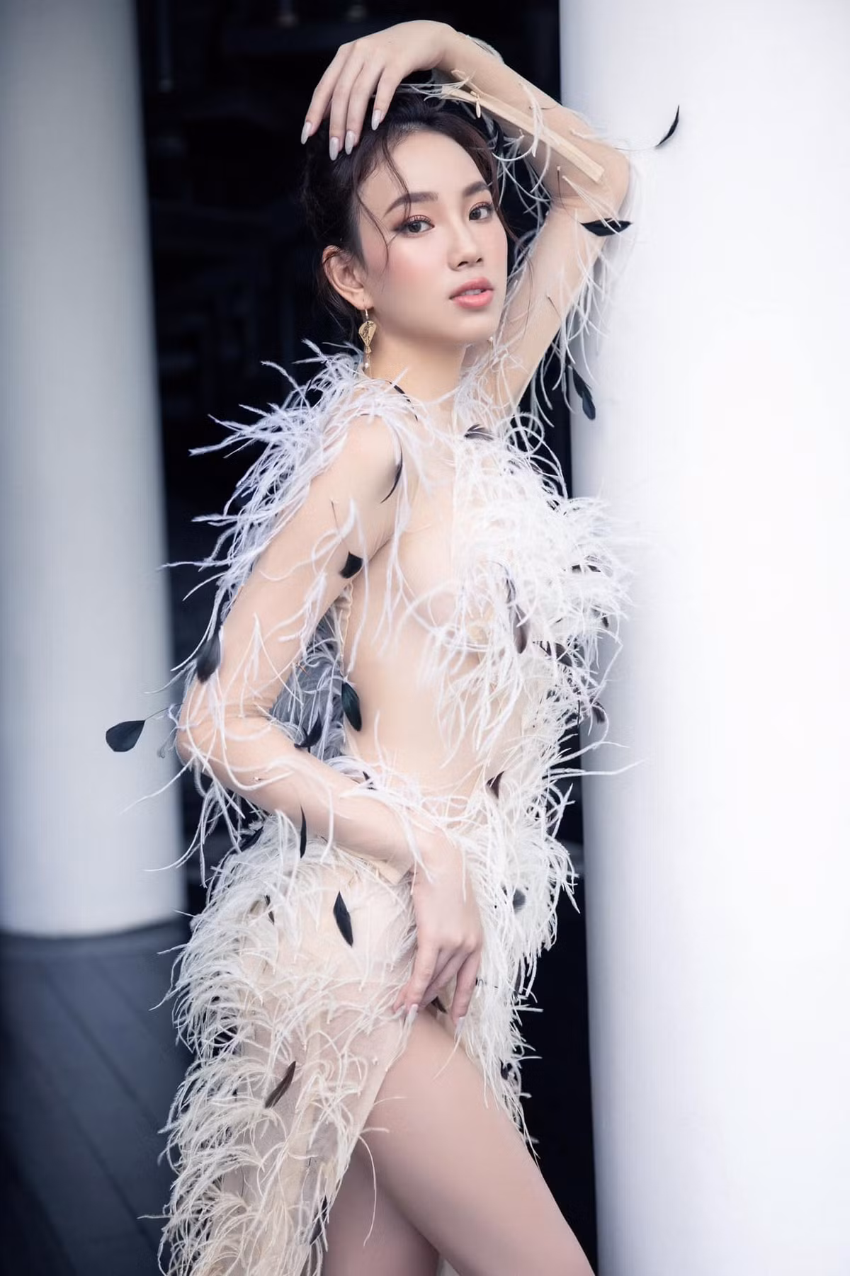 Ngoài ra, ở các phần thi phụ Ái Nhi đạt một số thành tích: Top 5 Người đẹp Áo dài tại Hoa Hậu Việt Nam 2020, Top 8 Người đẹp Truyền thông và Top 5 Người đẹp Nhân ái tại Miss World Vietnam 2019.