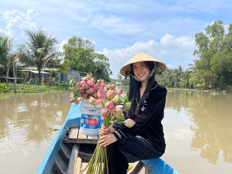 Sau gần 2 tháng kết thúc nhiệm kỳ, Á hậu Thúy An quyết định lên xe hoa ở tuổi 23.
