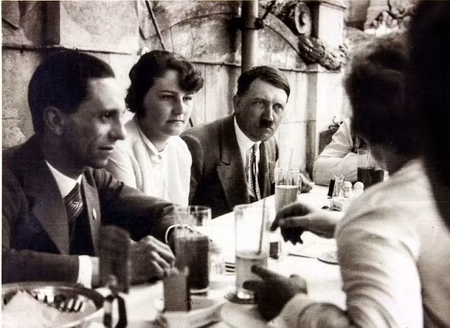 Khi biết chuyện, Hitler vô cùng tức giận và sa thải Emil Maurice để chia rẽ đôi tình nhân. Sự việc này khiến Geli Raubal bị trầm cảm nặng.