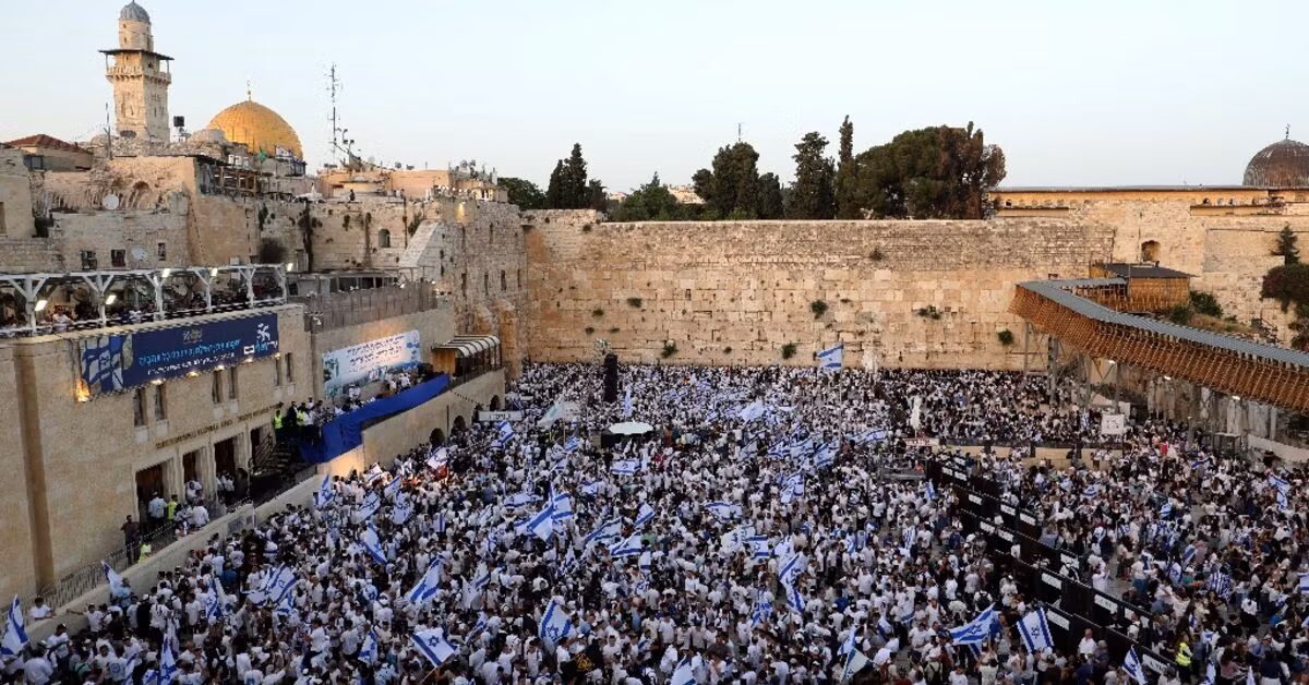 Trong hơn 3.000 năm lịch sử, Jerusalem từng bị phá hủy 2 lần, bị bao vây 23 lần và bị tấn công đến 52 lần và 44 lần bị chiếm đóng rồi tái chiếm.