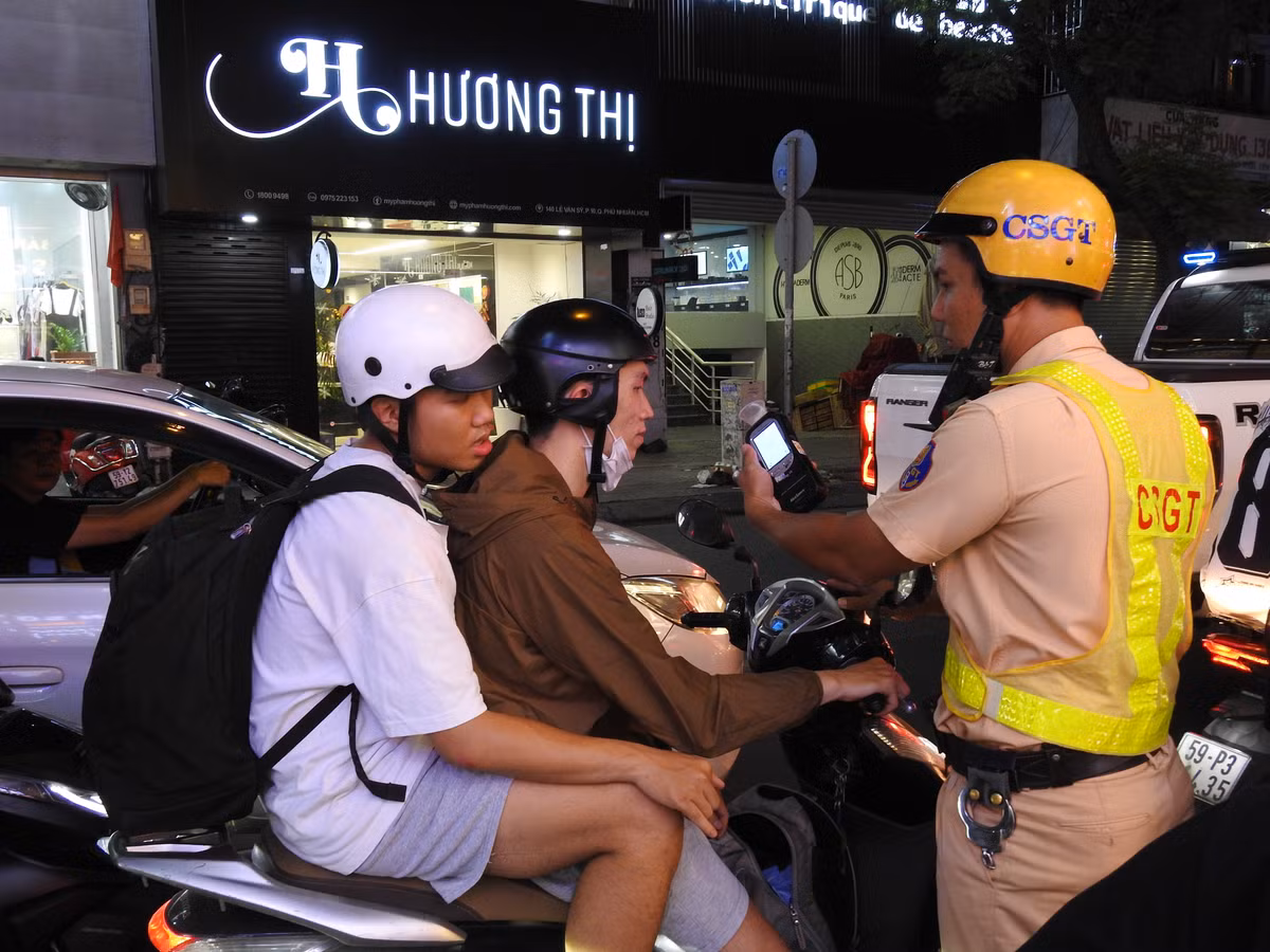 TPHCM: Nồng độ cồn giảm mạnh sau khi áp dụng Nghị định 168 TPHCM: Nong do con giam manh sau khi ap dung Nghi dinh 168