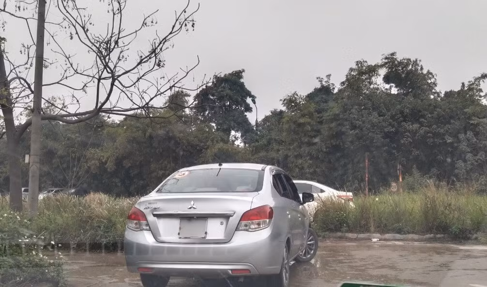 Được biết, năm 2013, sau khi kiểm tra cơ sở đào tạo lái xe này, Sở GTVT Hà Nội đã phát hiện sân tập này không được cấp phép đào tạo lái xe mà chỉ là một địa điểm tự phát. Cơ quan Thanh tra Sở GTVT Hà Nội cũng đã lập biên bản và yêu cầu dừng ngay hoạt động cho thuê sân tập lái xe.