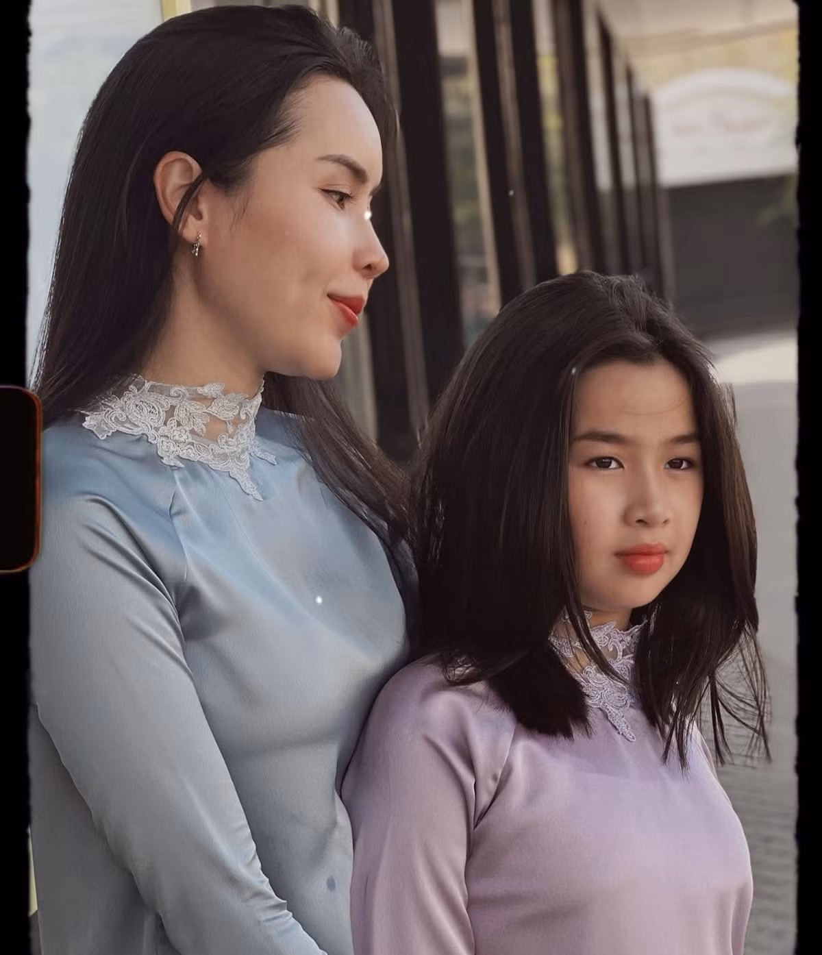 Con trai va bo me den choi nha moi cua NSND Cong Ly ngay Tet-Hinh-7