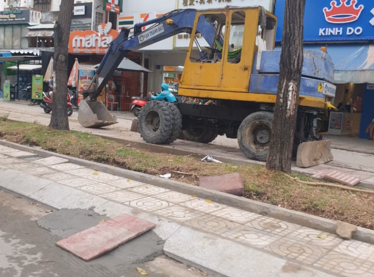 TP.HCM: Công ty Vạn Thành Đạt và những gói thầu “bách phát bách trúng” TP.HCM: Cong ty Van Thanh Dat va nhung goi thau “bach phat bach trung”