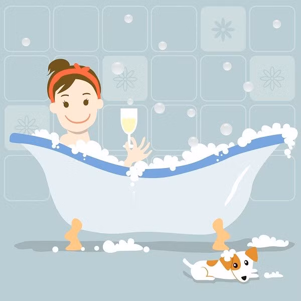 Mùa hè, chị em hay có thói quen ngâm mình trong bồn tắm. Tuy nhiên, việc vệ sinh vùng kín bằng cách ngâm trong nước hoặc tắm bồn quá lâu sẽ khiến “cô bé” có nguy cơ đối mặt với bệnh phụ khoa. Vi khuẩn có hại sẽ theo nước xâm nhập âm đạo, gây viêm nhiễm, thậm chi có thể gây bệnh ngoài da. Với trường hợp tắm bồn, các bạn phải lưu ý vệ sinh kĩ bồn tắm.