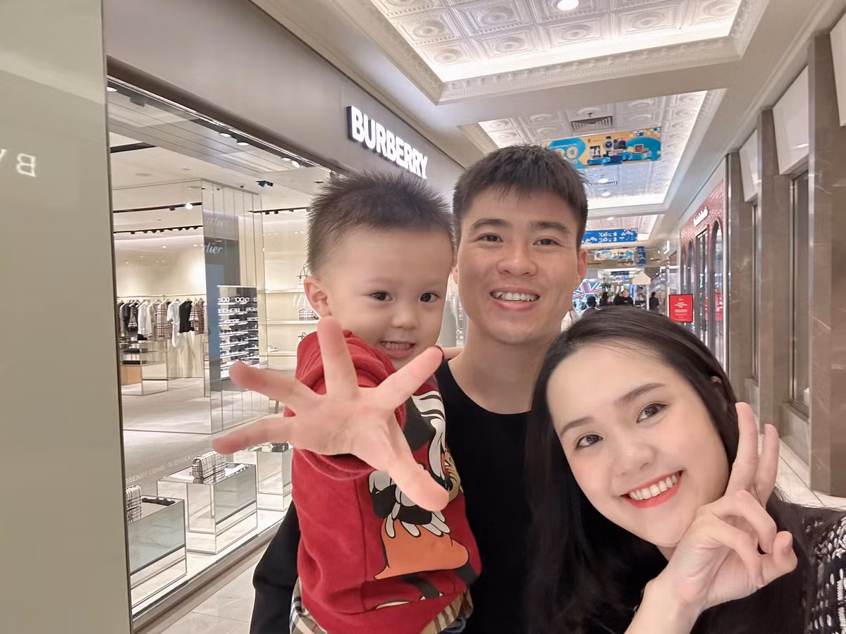 Con thứ hai của Duy Mạnh và Quỳnh Anh là một tiểu công chúa với biệt danh "Cony".